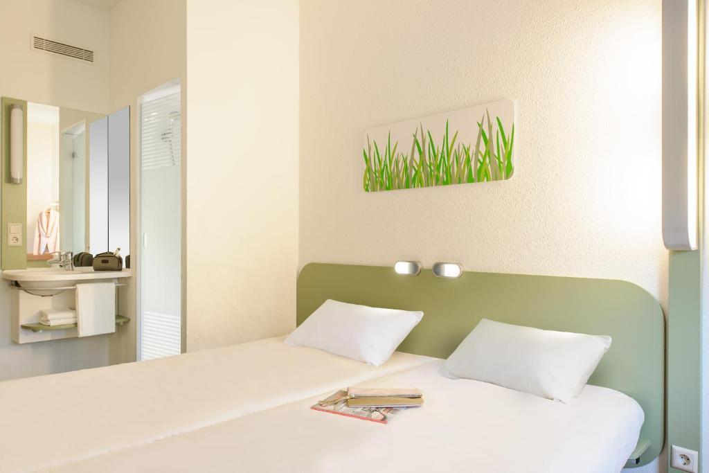 ibis budget Basel Pratteln Exterior foto